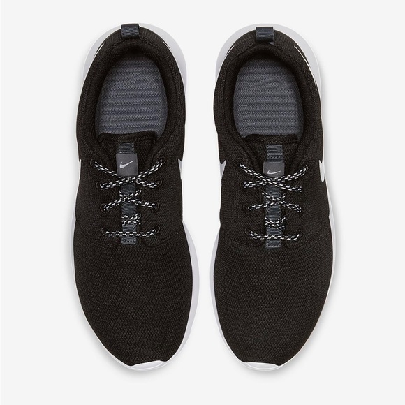 Nike Roshe One - Picture 8 of 9